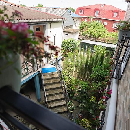 Guest House Ocean Force Батуми Екстериор снимка