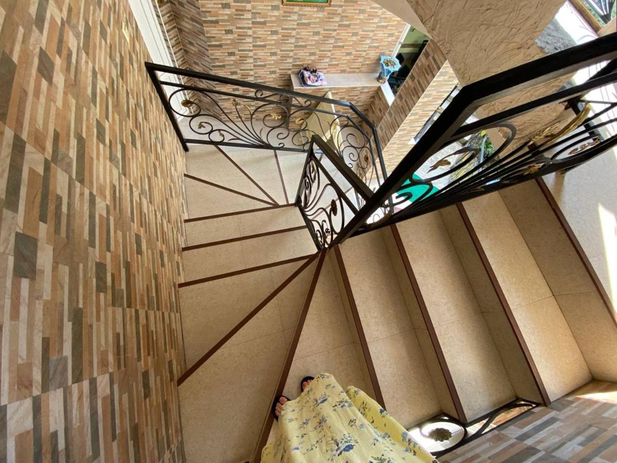 Guest House Ocean Force Батуми Екстериор снимка