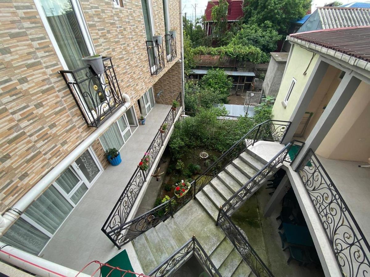 Guest House Ocean Force Батуми Екстериор снимка