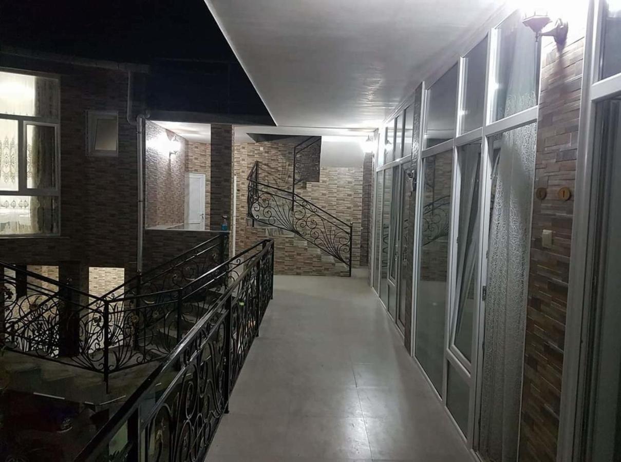 Guest House Ocean Force Батуми Екстериор снимка