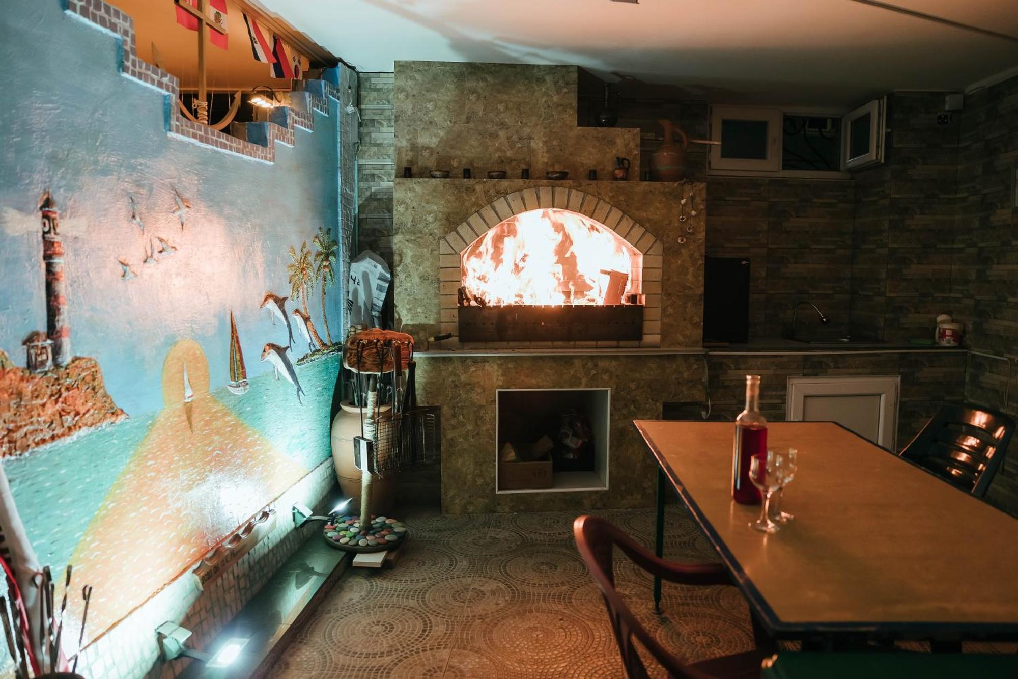 Guest House Ocean Force Батуми Екстериор снимка