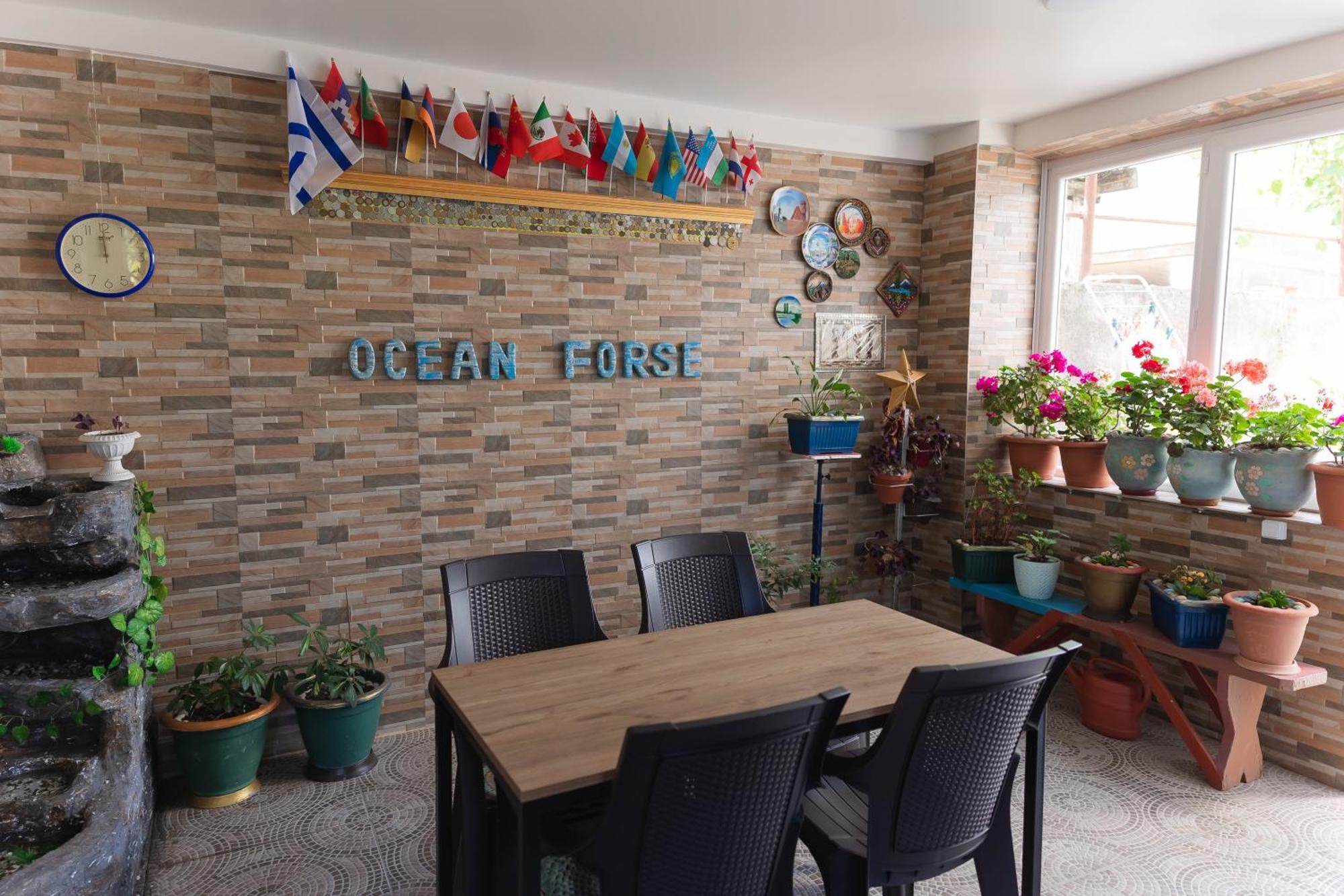 Guest House Ocean Force Батуми Екстериор снимка