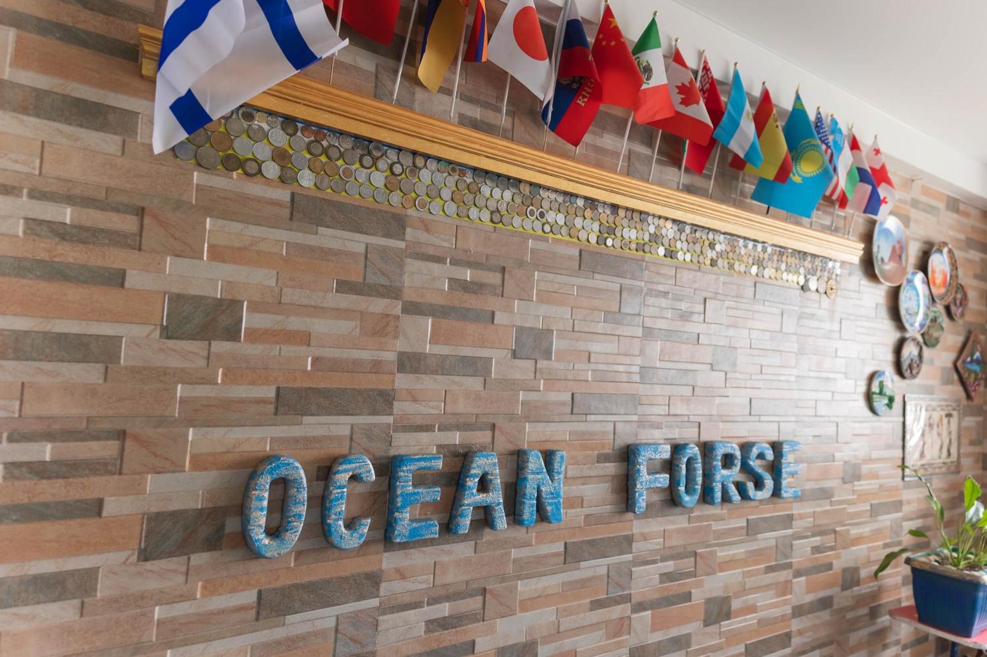 Guest House Ocean Force Батуми Екстериор снимка